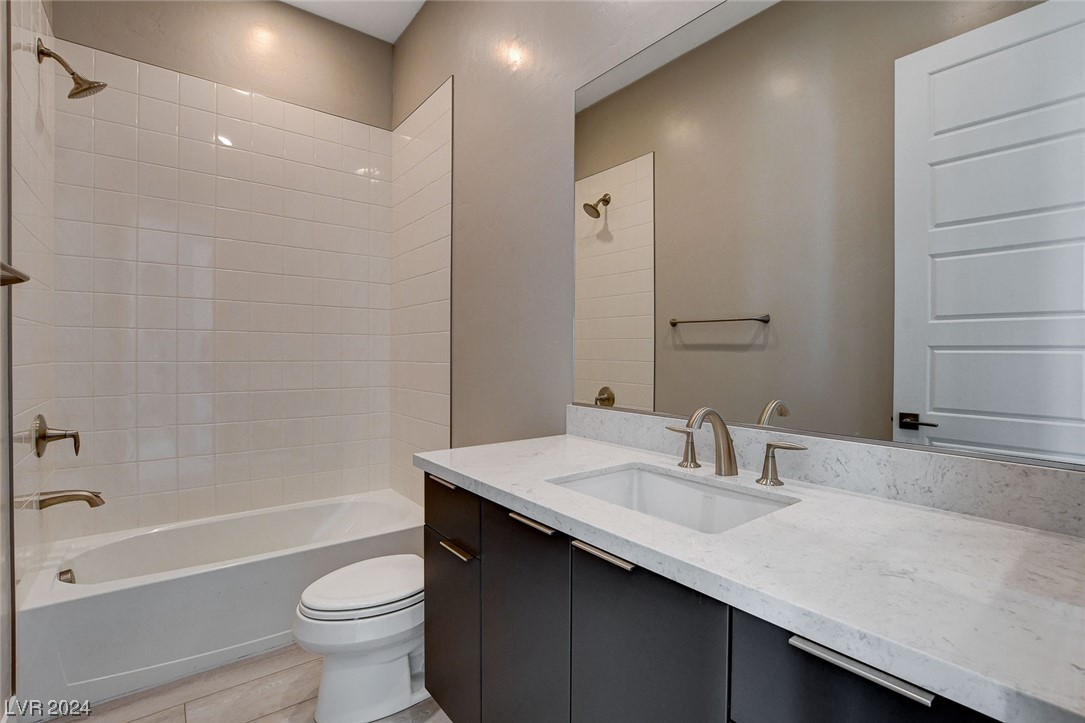5289 Feathertop Drive