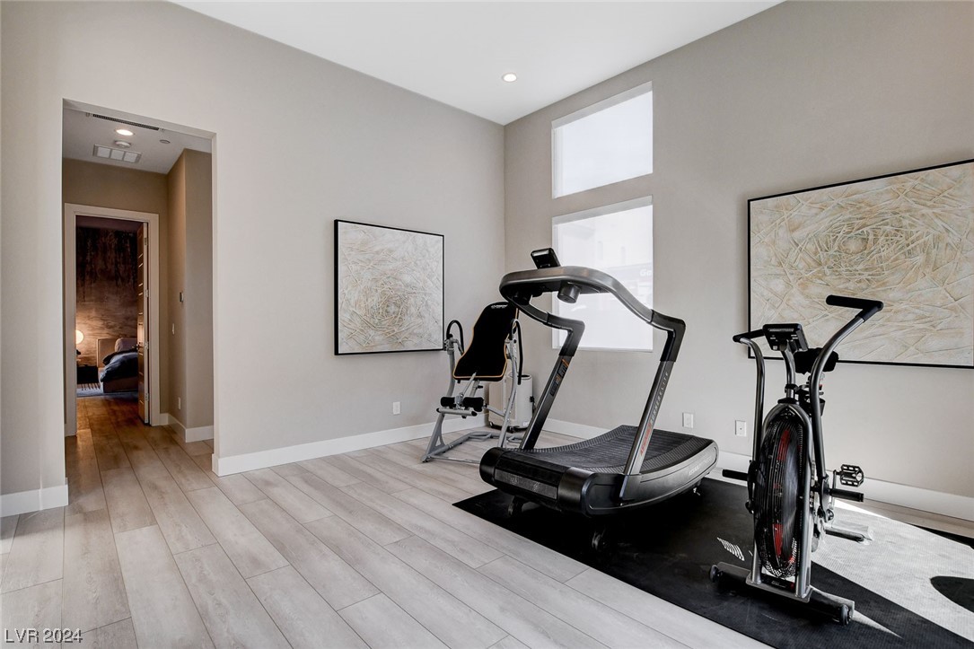 5289 Feathertop Drive