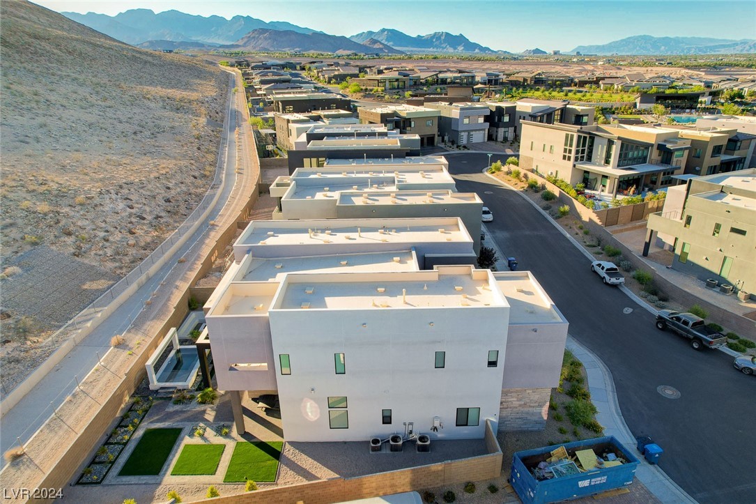 5289 Feathertop Drive