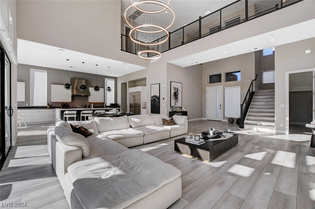 5289 Feathertop Drive