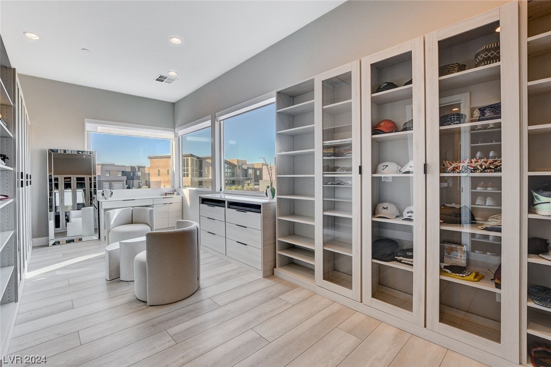 5289 Feathertop Drive