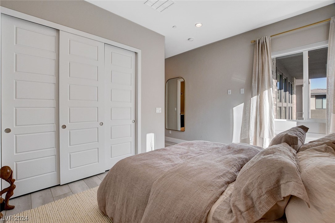 5289 Feathertop Drive