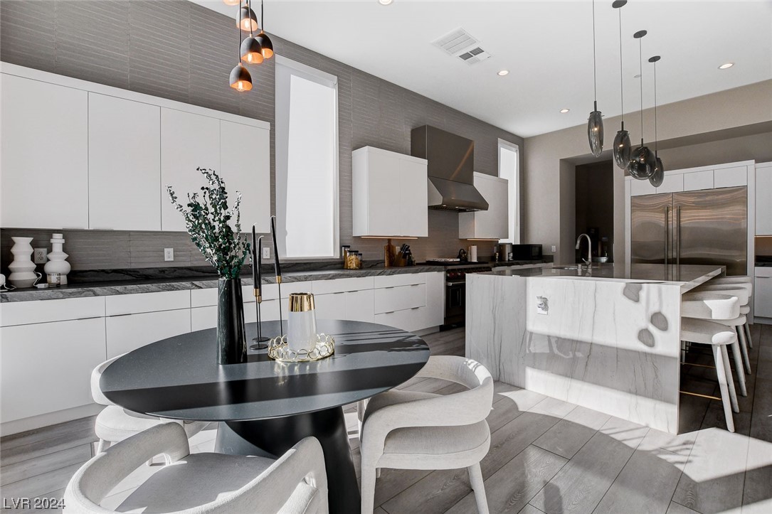 5289 Feathertop Drive