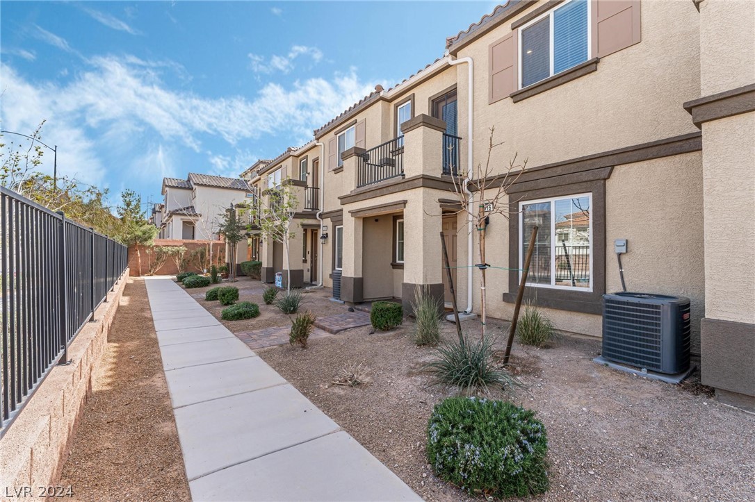 1316 Arcadia Rim Place 1316
