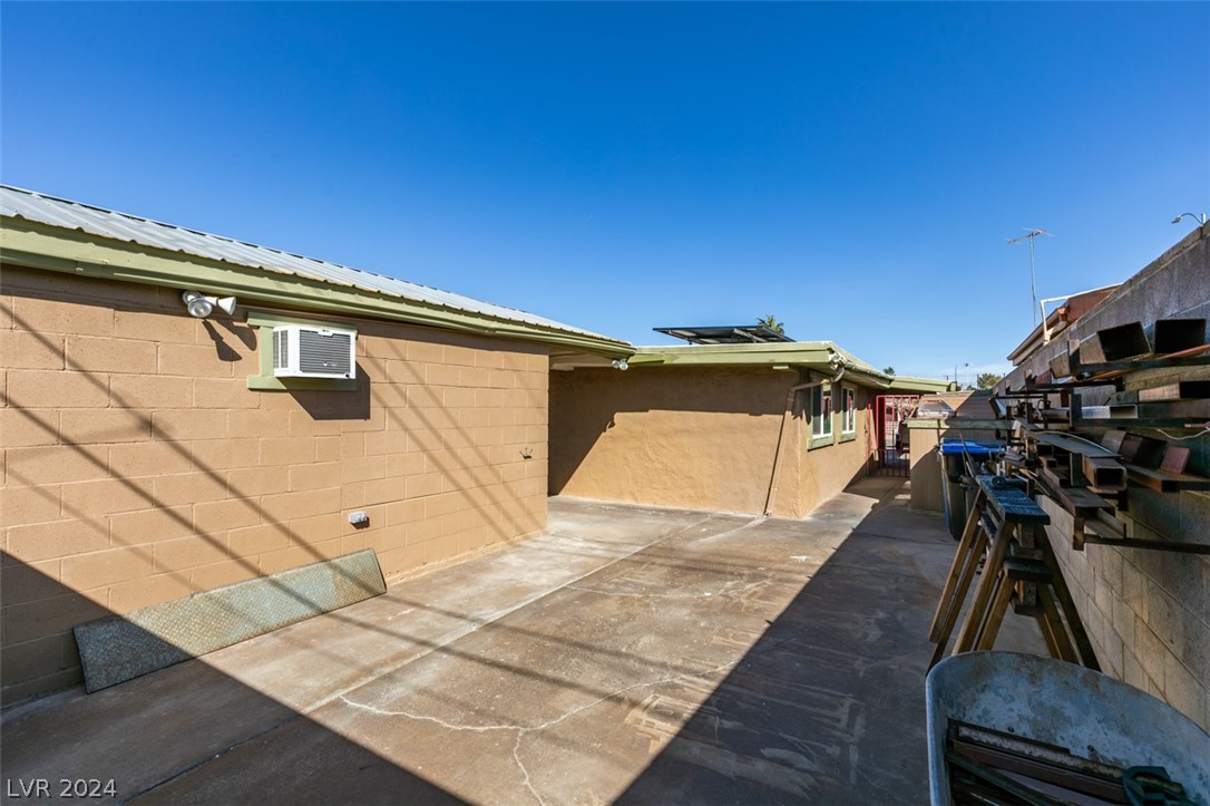 236 Hillcrest Drive