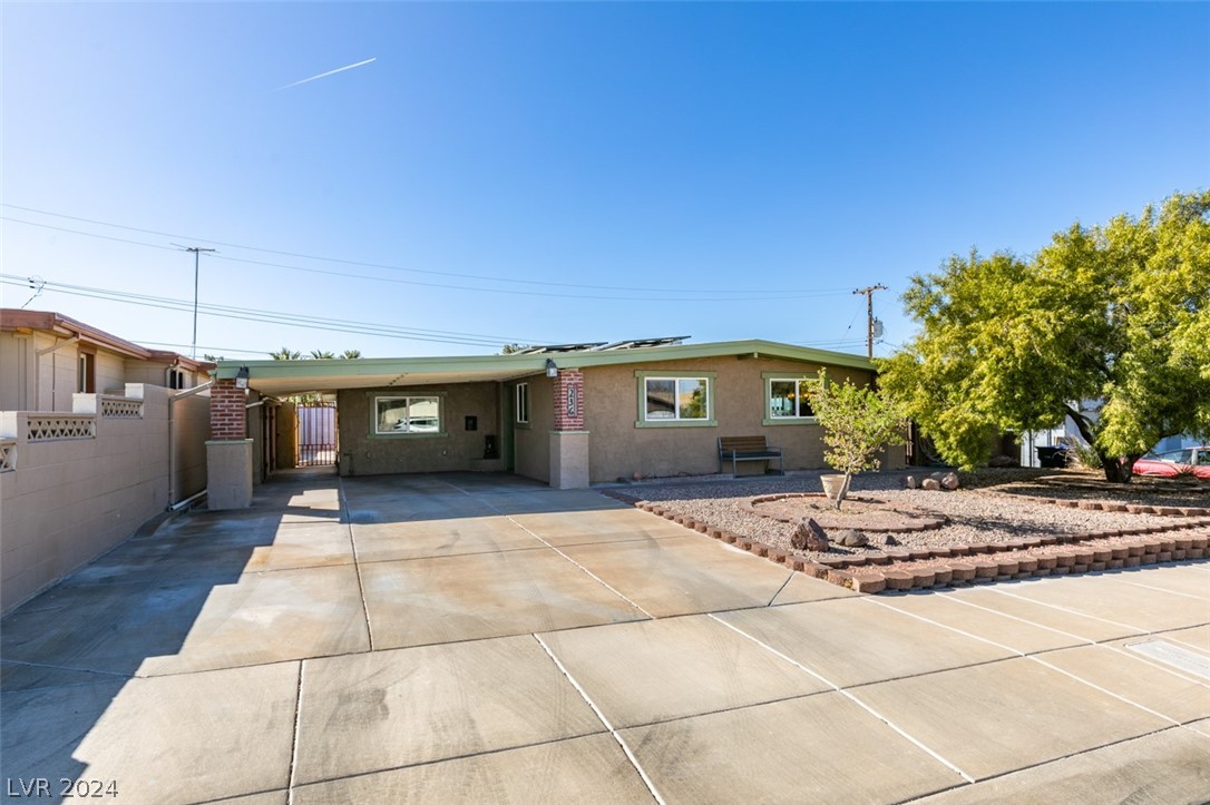 236 Hillcrest Drive