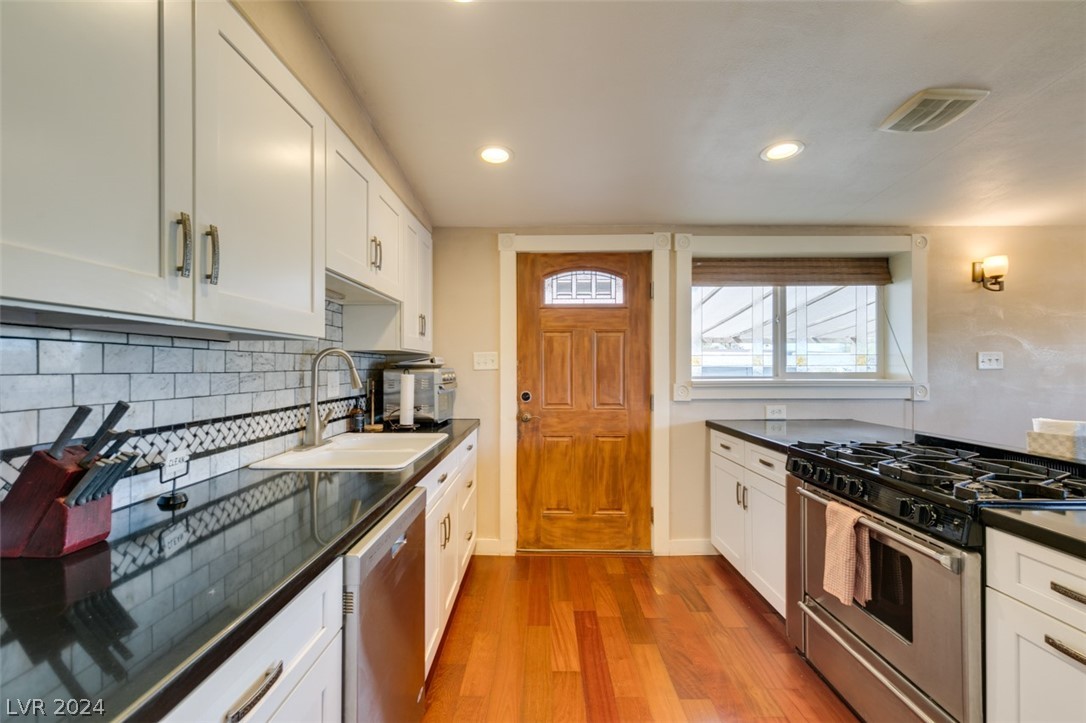 236 Hillcrest Drive