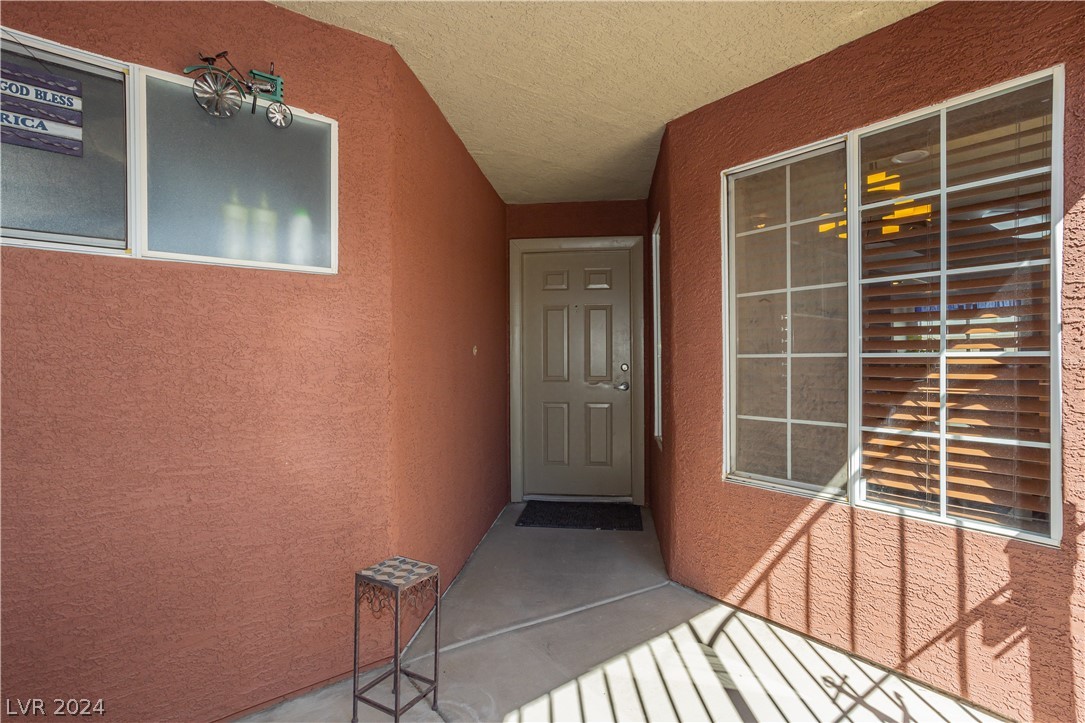 1178 Winnipeg Court