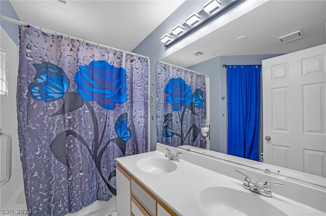 1178 Winnipeg Court