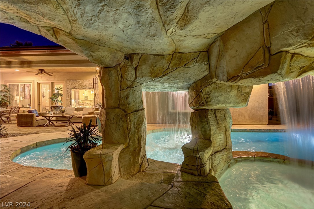 2960 American River Lane