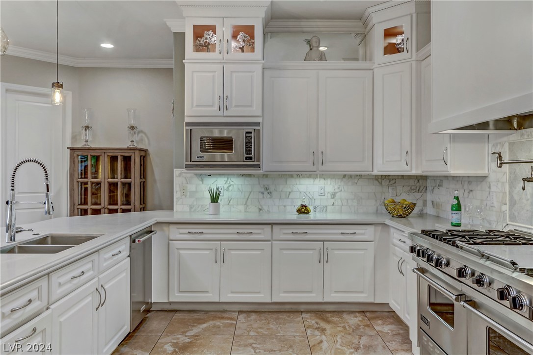 2960 American River Lane