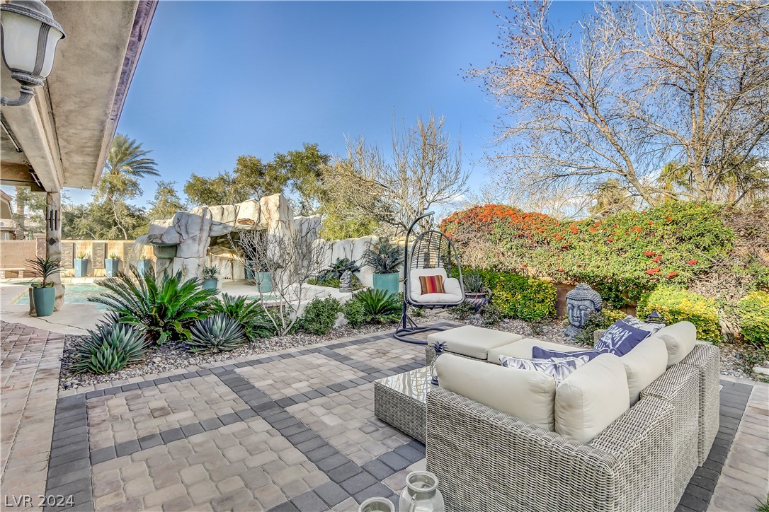 2960 American River Lane