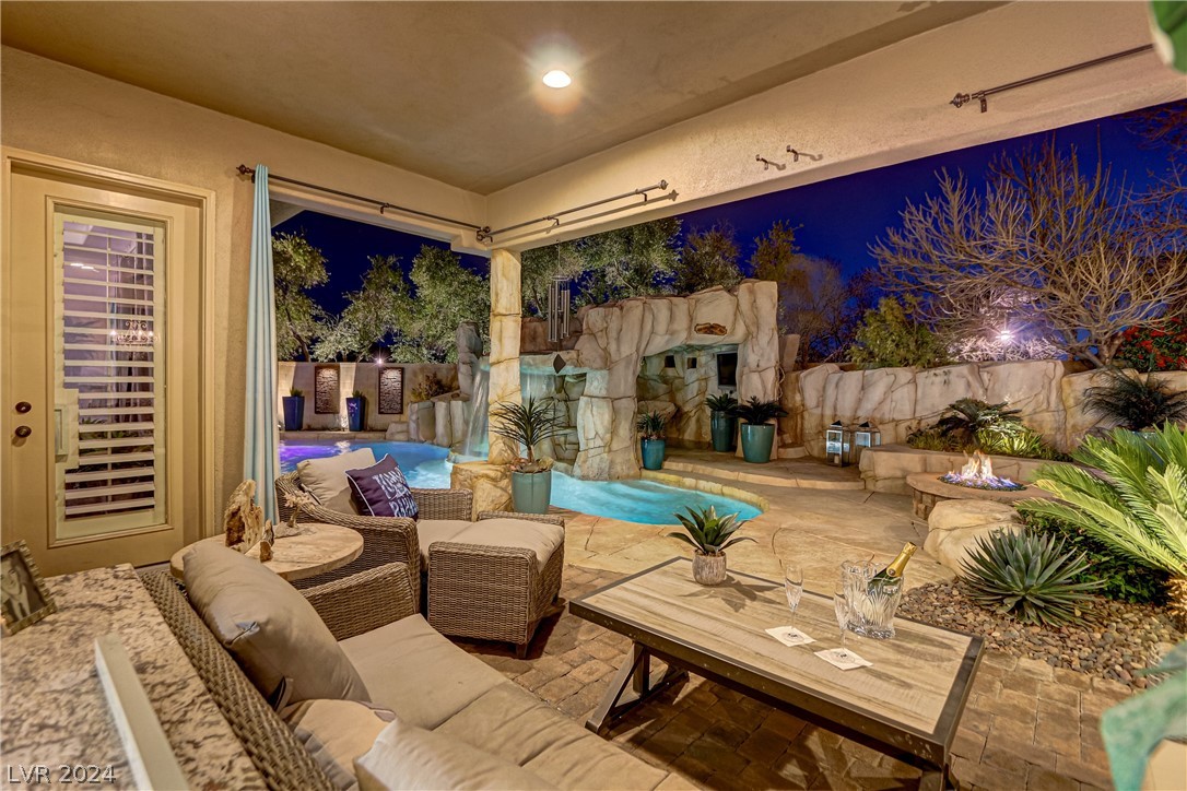 2960 American River Lane