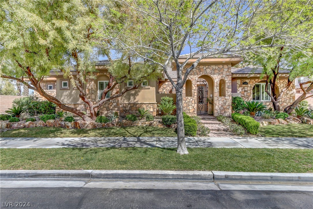 2960 American River Lane