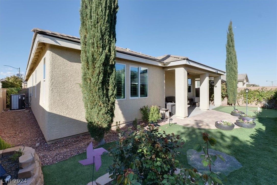 10311 Rugged Mountain Avenue