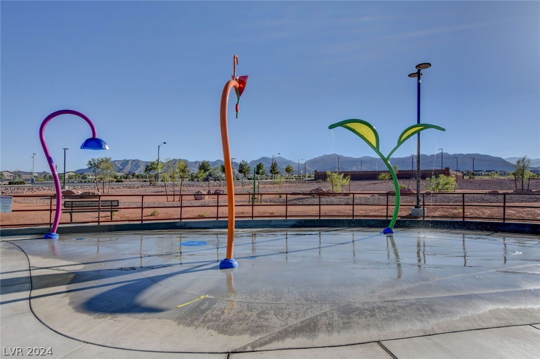 10311 Rugged Mountain Avenue