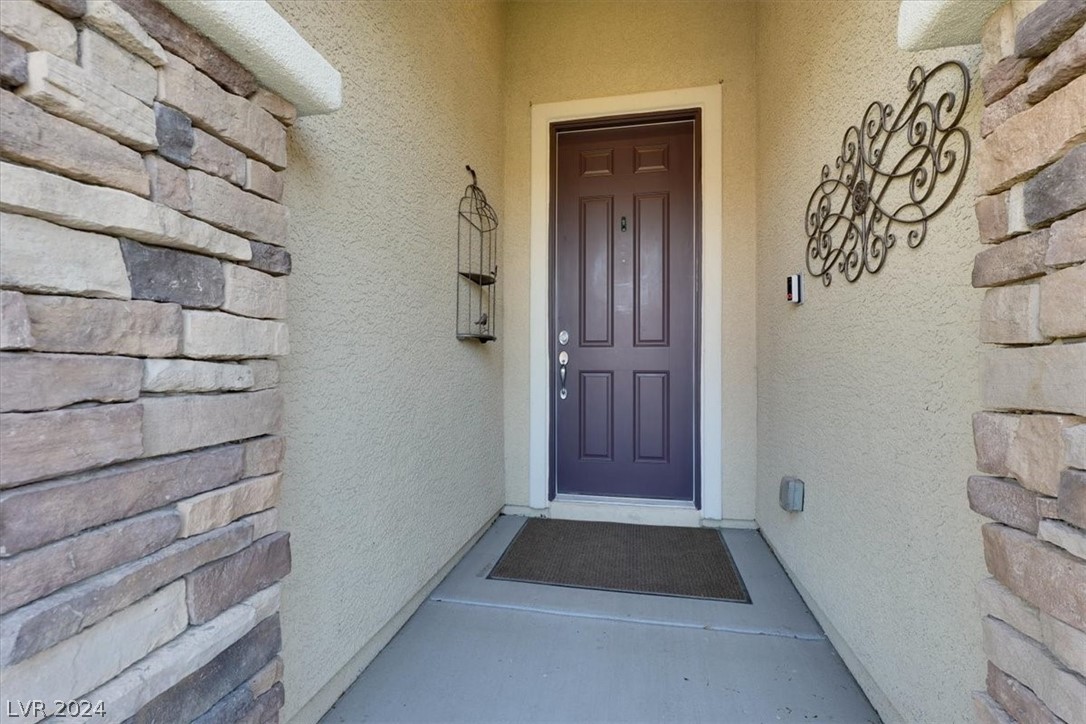 10311 Rugged Mountain Avenue