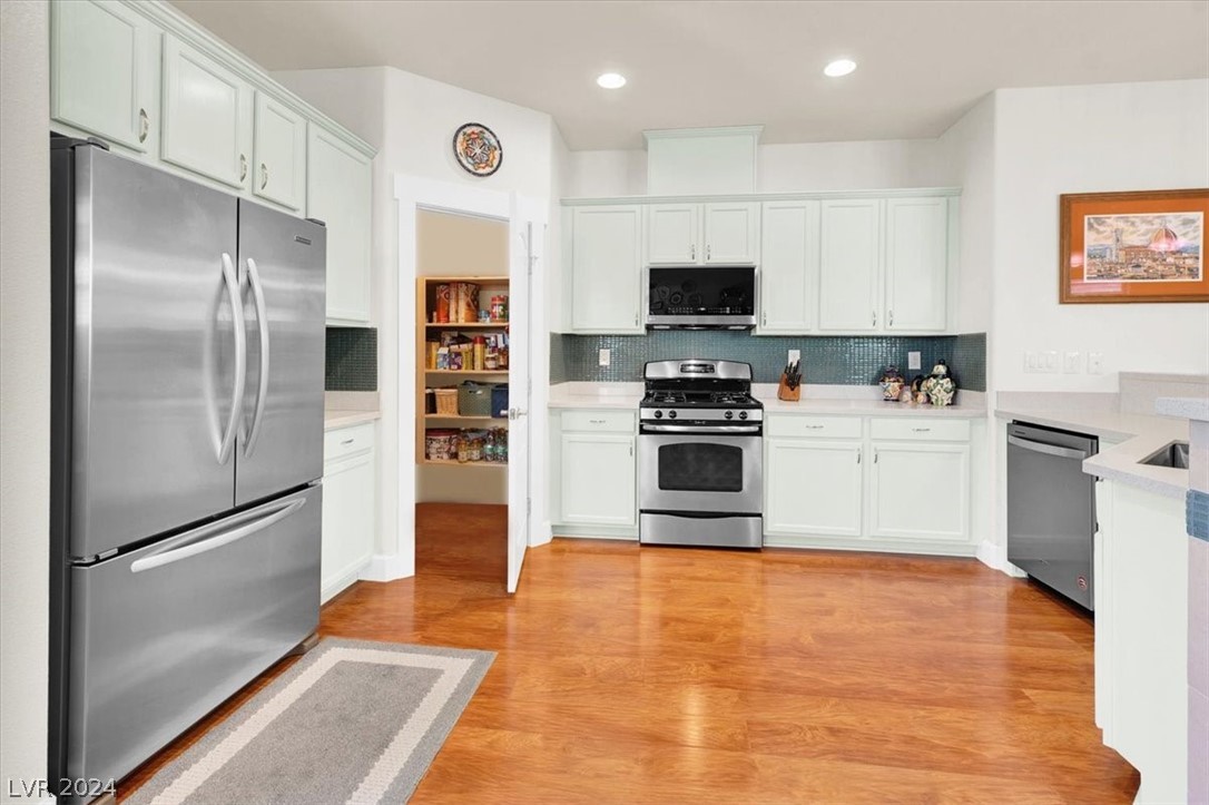 10311 Rugged Mountain Avenue