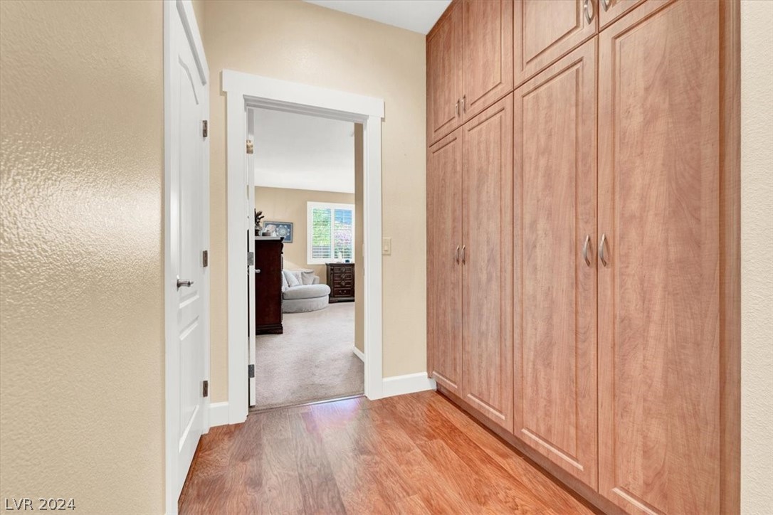 10311 Rugged Mountain Avenue