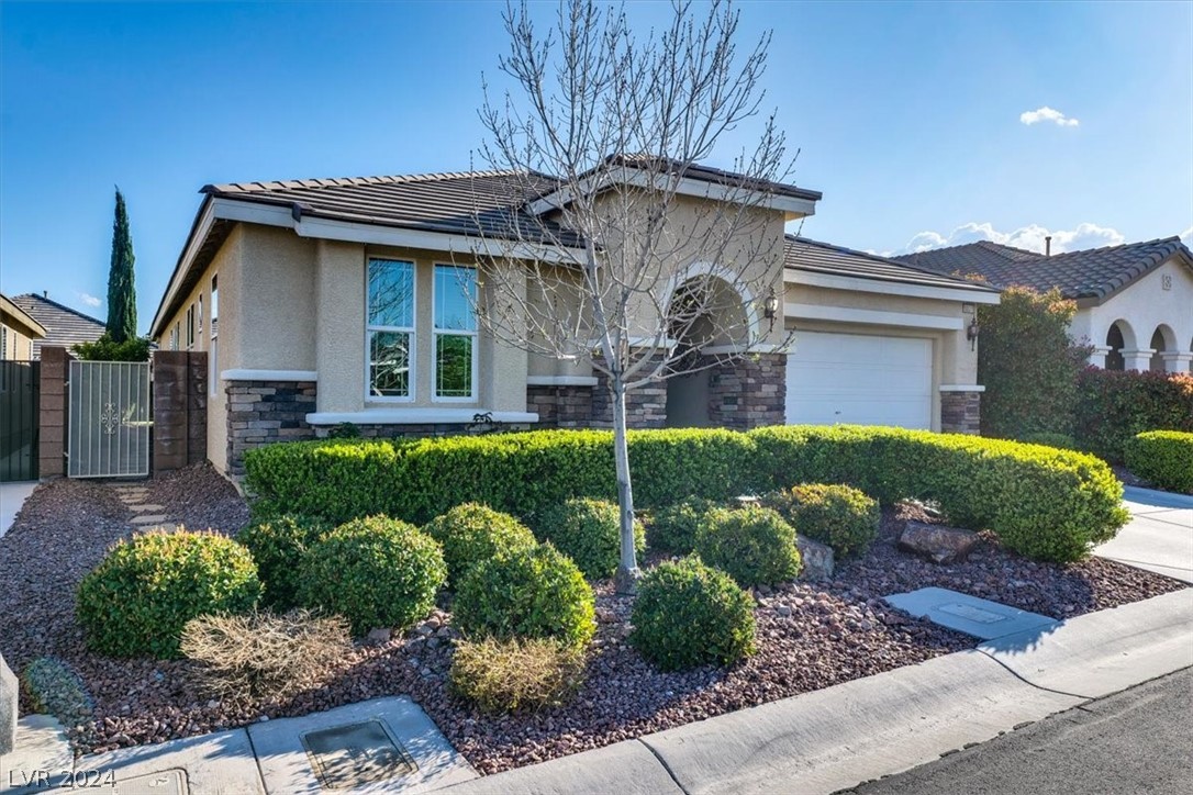 10311 Rugged Mountain Avenue