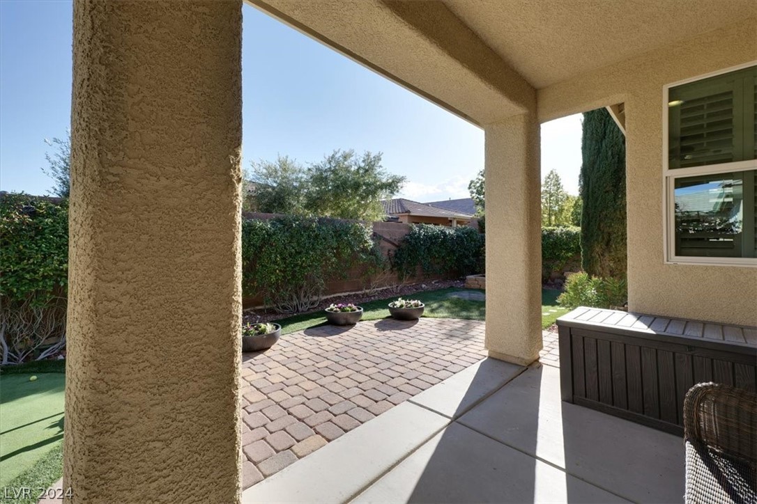 10311 Rugged Mountain Avenue