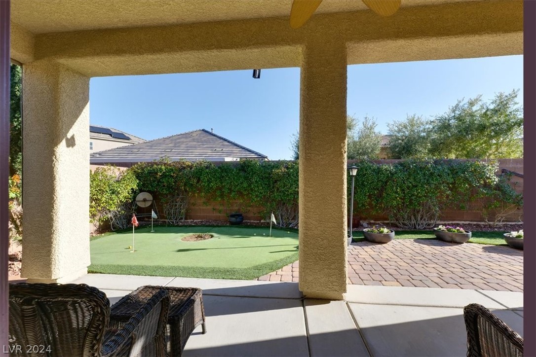 10311 Rugged Mountain Avenue