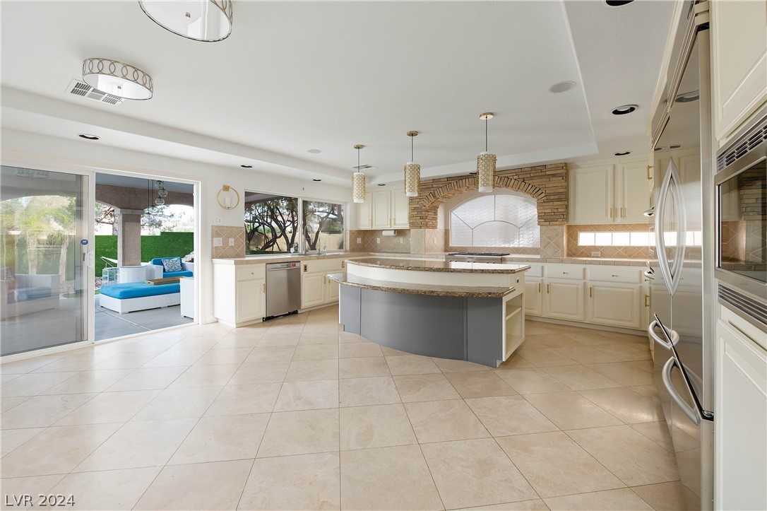 11192 Pentland Downs Street