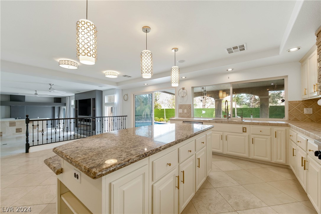 11192 Pentland Downs Street