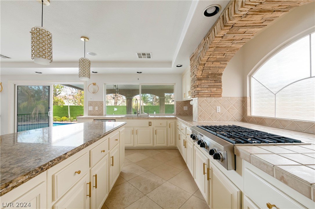 11192 Pentland Downs Street