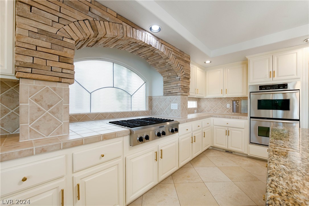 11192 Pentland Downs Street