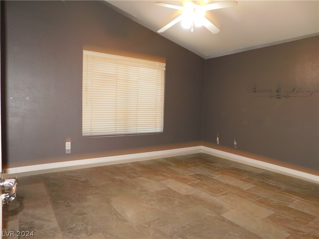 965 Cedar Pines Street