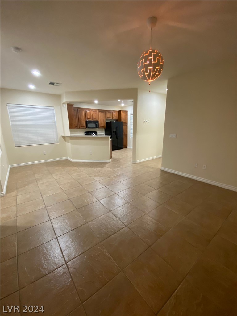 8569 Calomeria Court