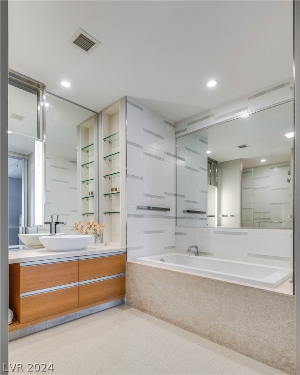 3722 Las Vegas Boulevard 2905