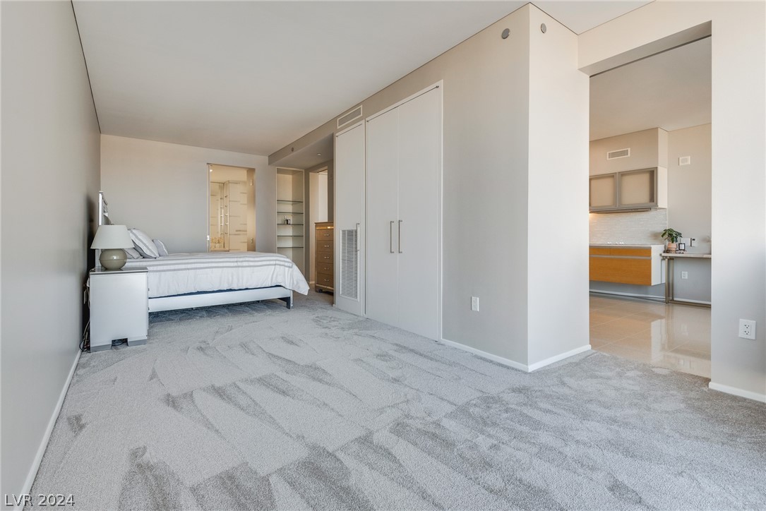 3722 Las Vegas Boulevard 2905