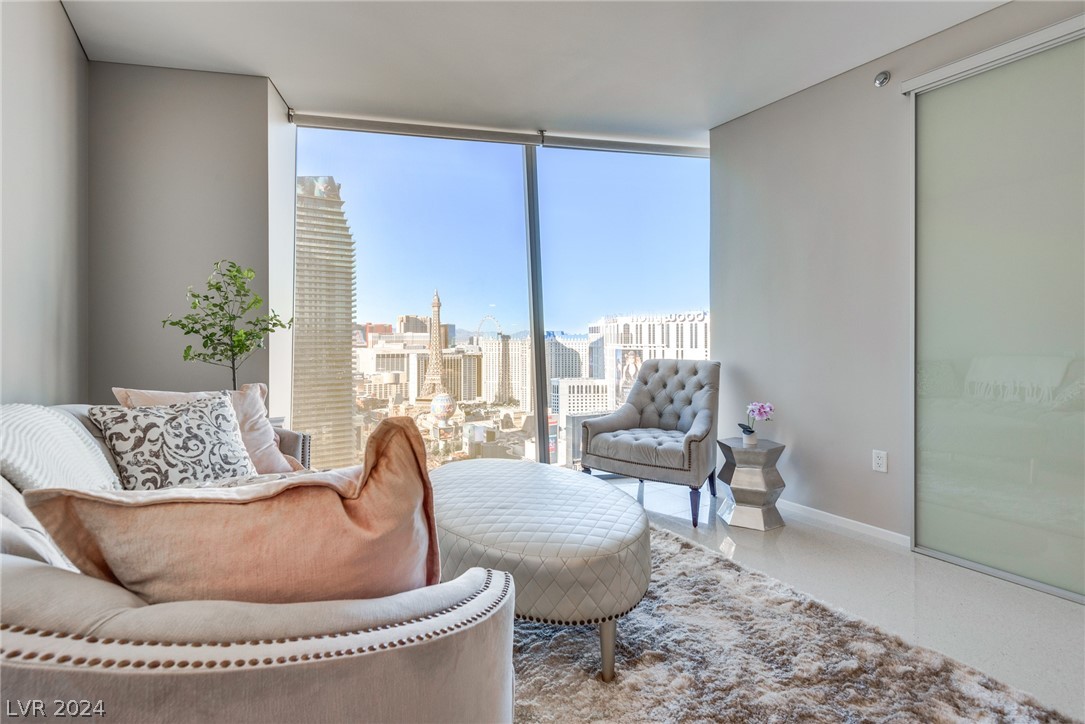 3722 Las Vegas Boulevard 2905