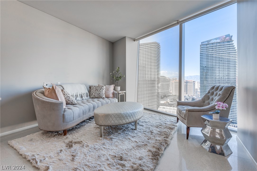 3722 Las Vegas Boulevard 2905