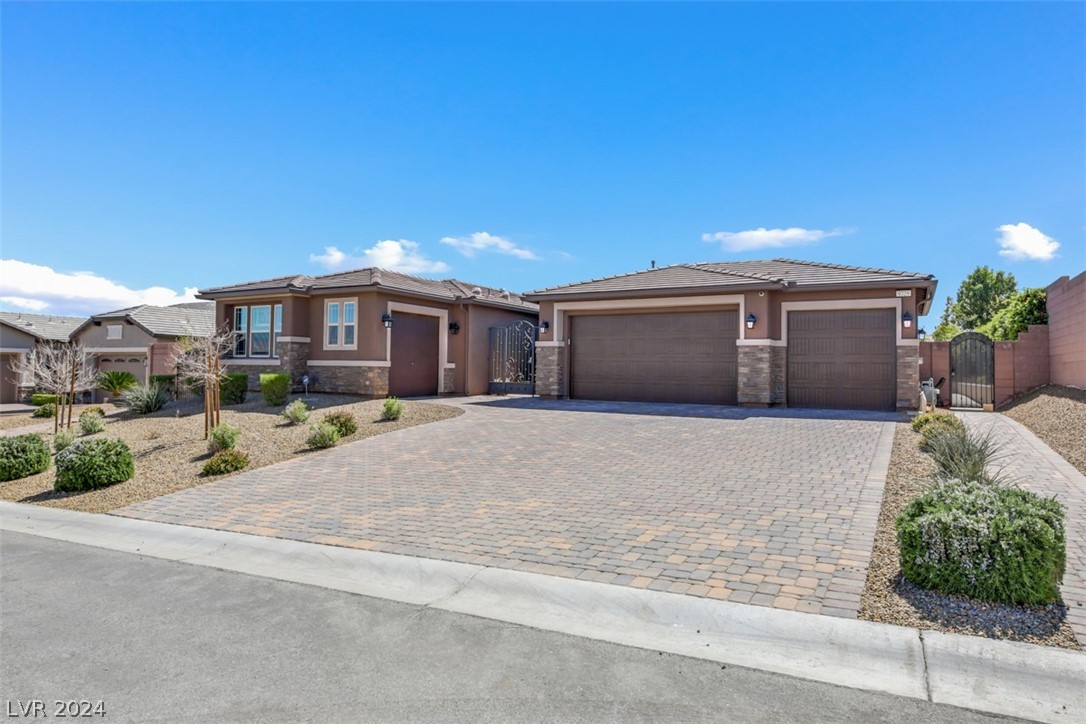 9729 Guiding Light Avenue