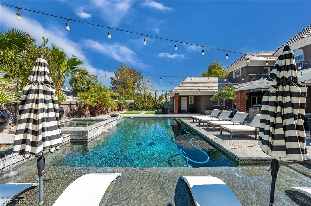 2365 Villandry Court