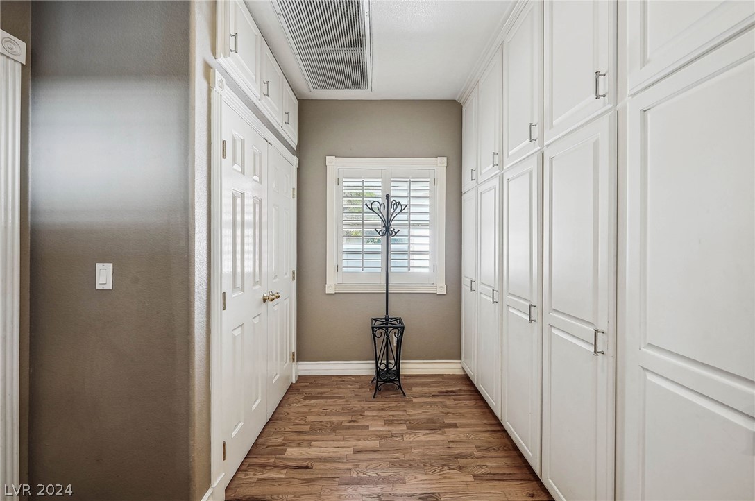 2365 Villandry Court