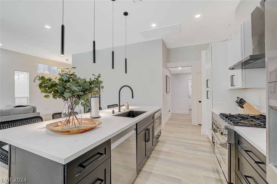 10232 Glen Ora Avenue