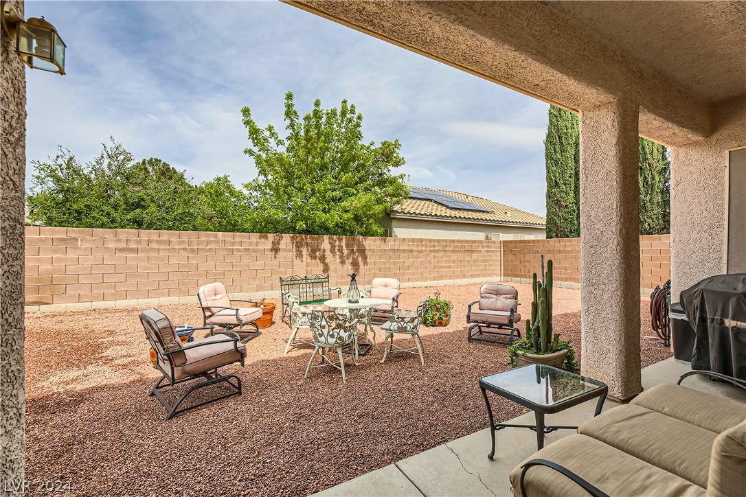 936 Coldwater Falls Way