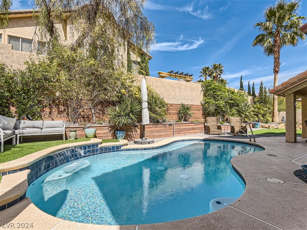 9704 Cameo Rose Lane