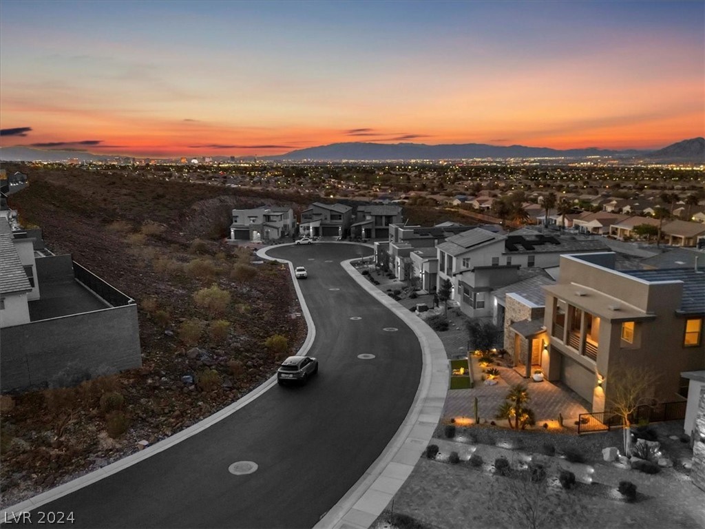 1976 Peaceful Mesa Court