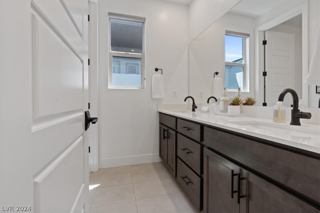 1976 Peaceful Mesa Court