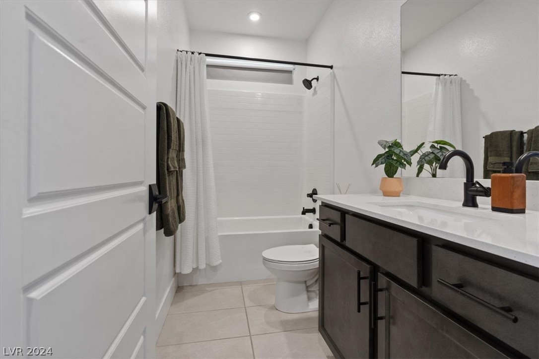 1976 Peaceful Mesa Court