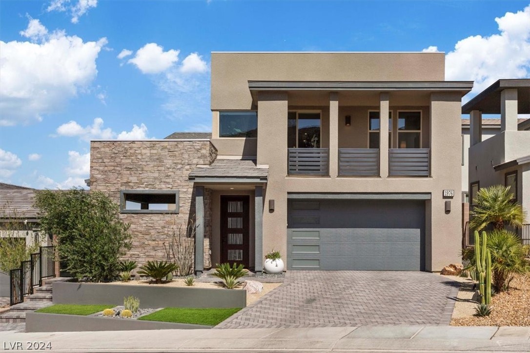 1976 Peaceful Mesa Court