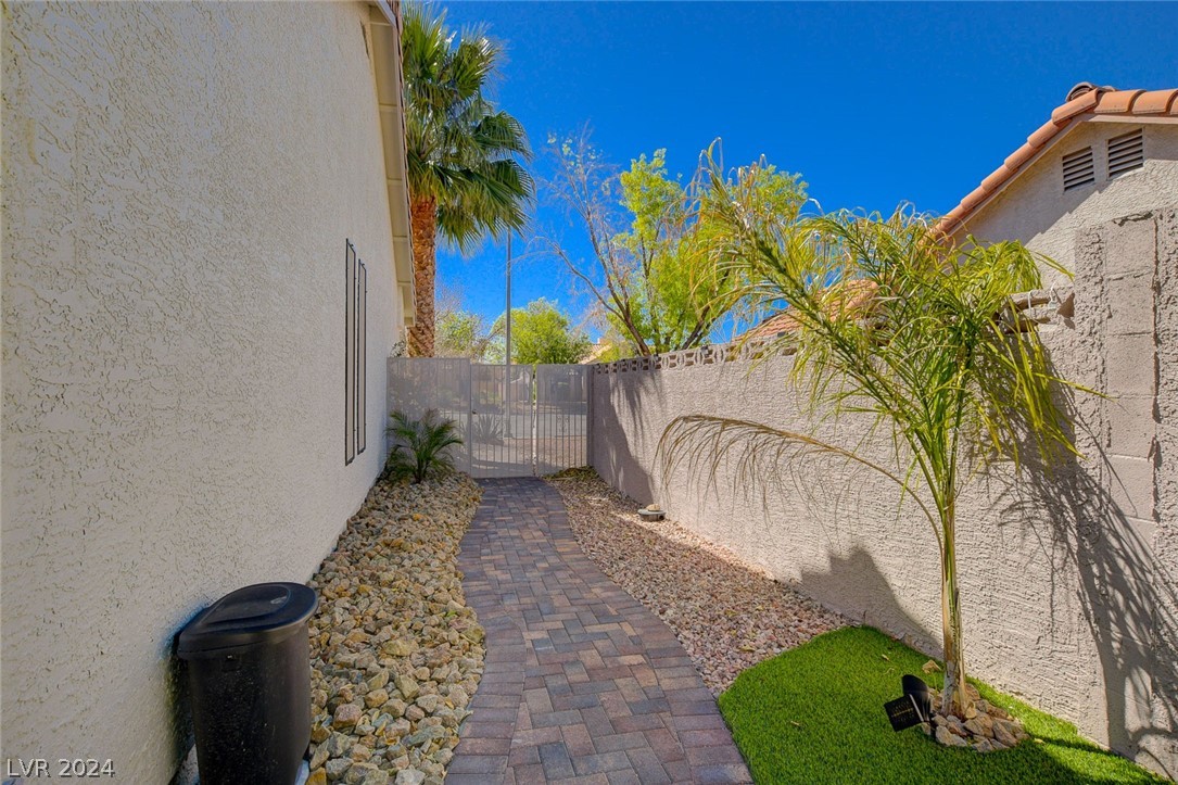 7998 Flametree Court