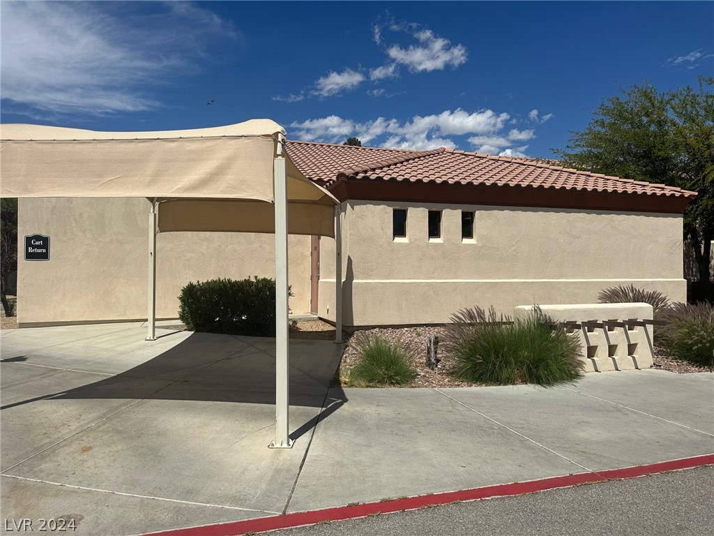 2721 Cheer Pheasant Avenue
