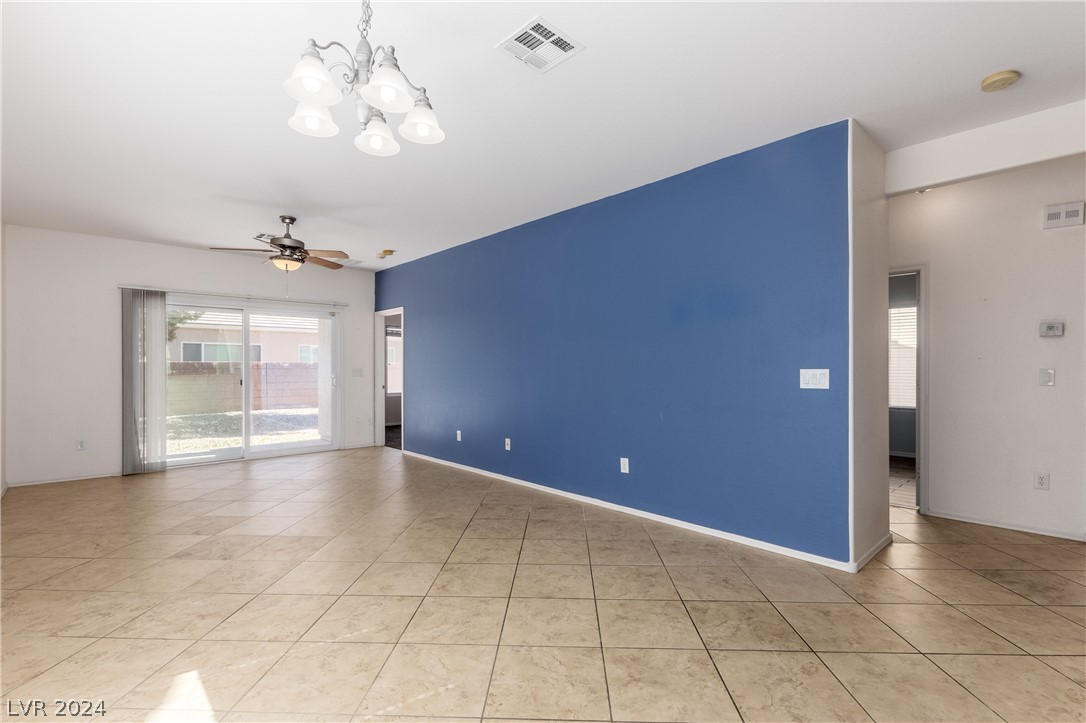 2721 Cheer Pheasant Avenue