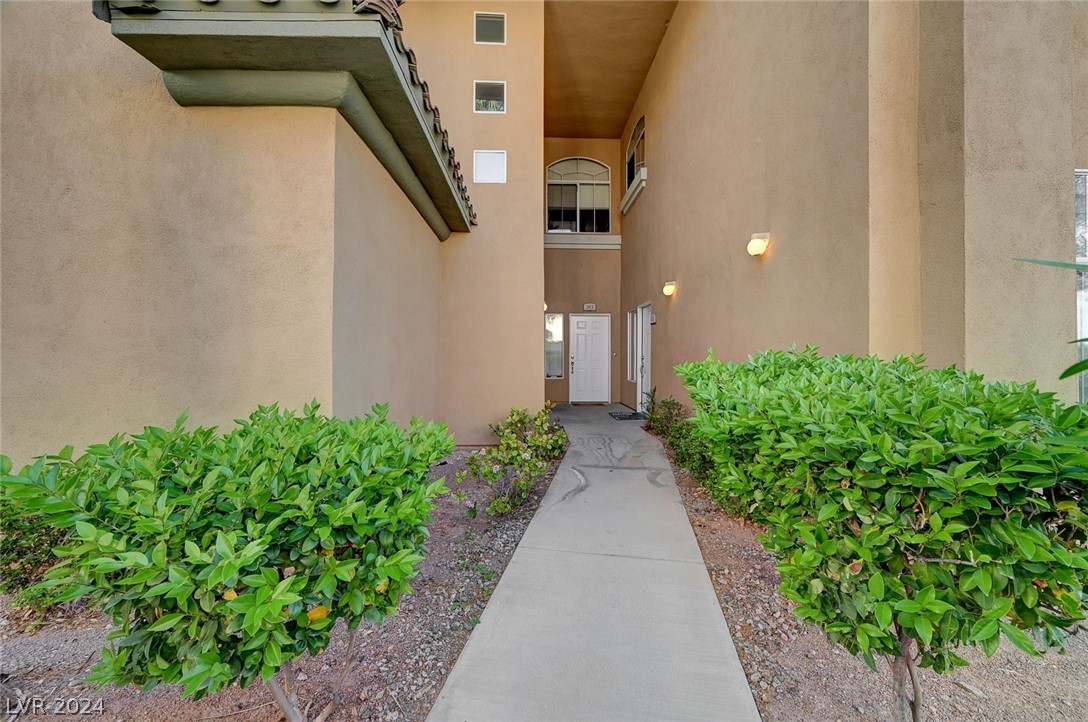 8724 Red Rio Drive 202